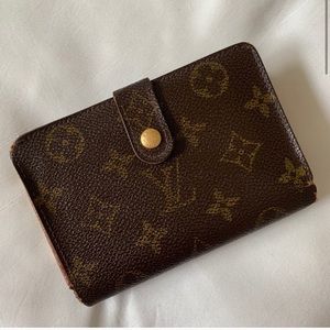 Louis Vuitton Porte Monnaie Billets Wallet